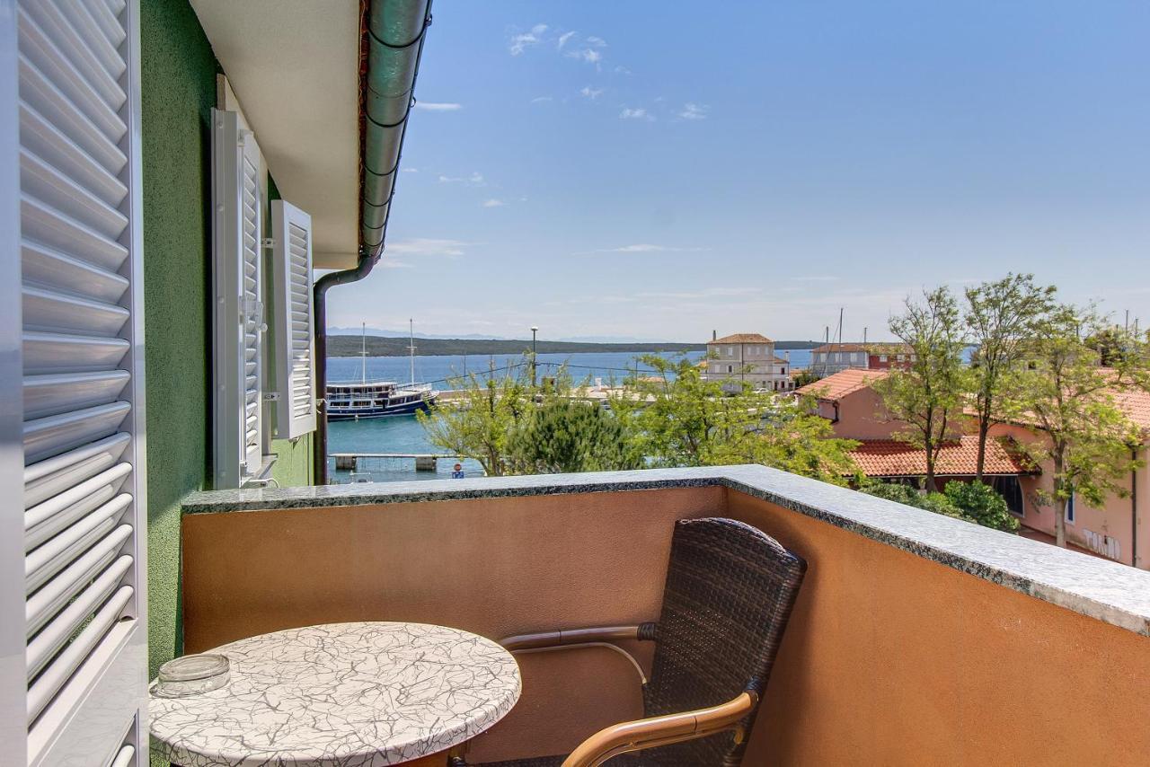 Apartments And Rooms By The Sea Nerezine, Losinj - 11815 Luaran gambar