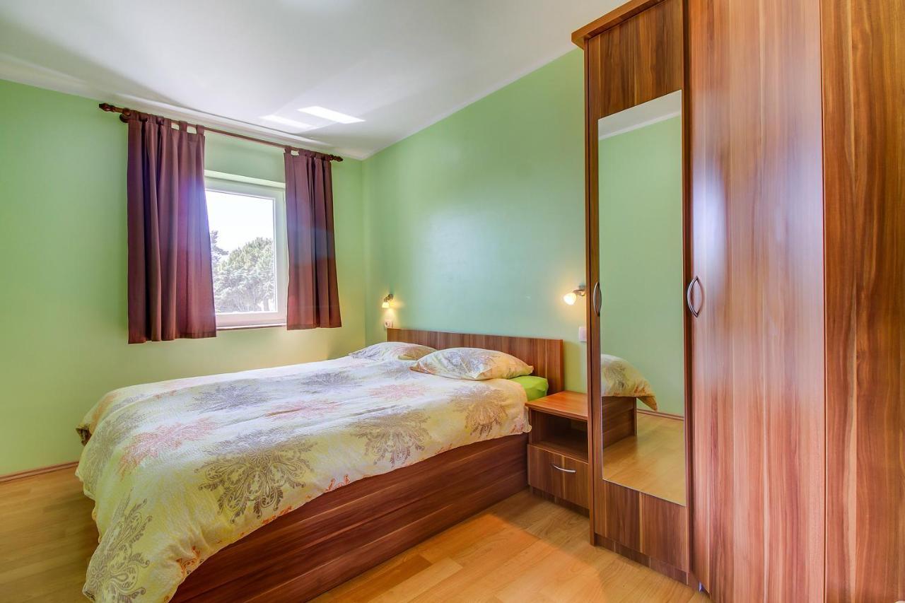 Apartments And Rooms By The Sea Nerezine, Losinj - 11815 Luaran gambar